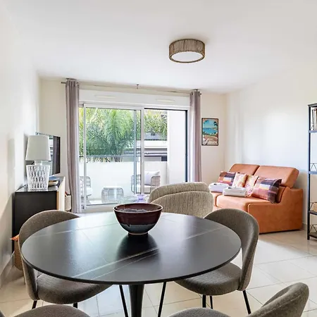Spacious A C 1br 4p - With Pool Apartamento